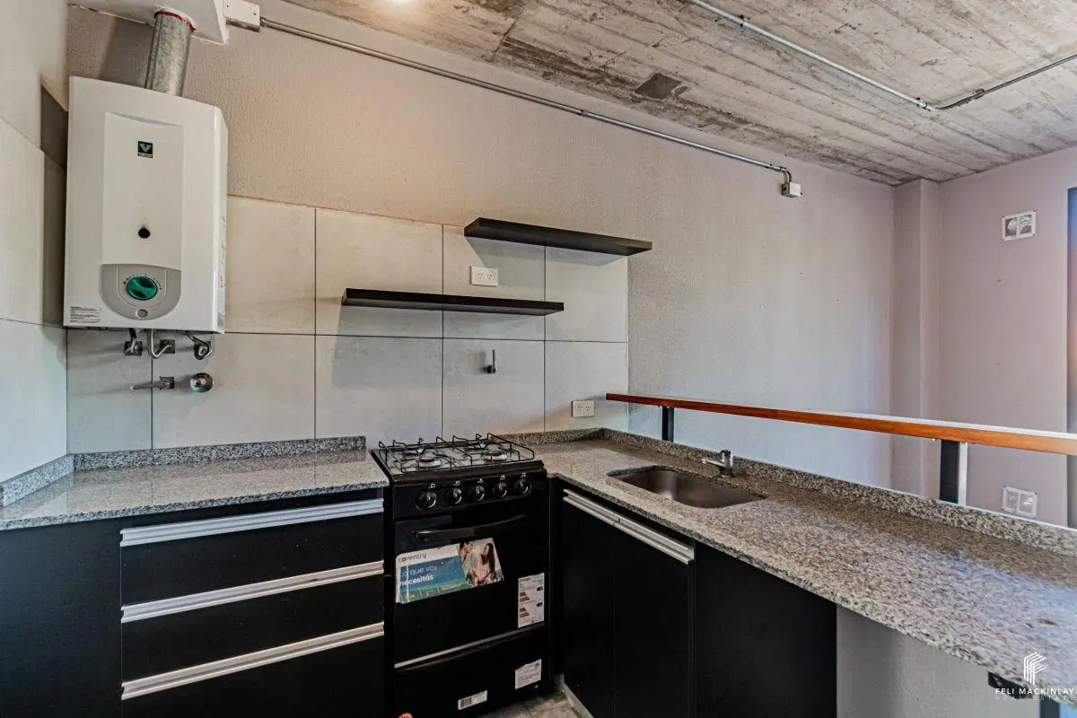 Departamento 2 ambientes en alquiler con patio, terraza en Coghlan 2