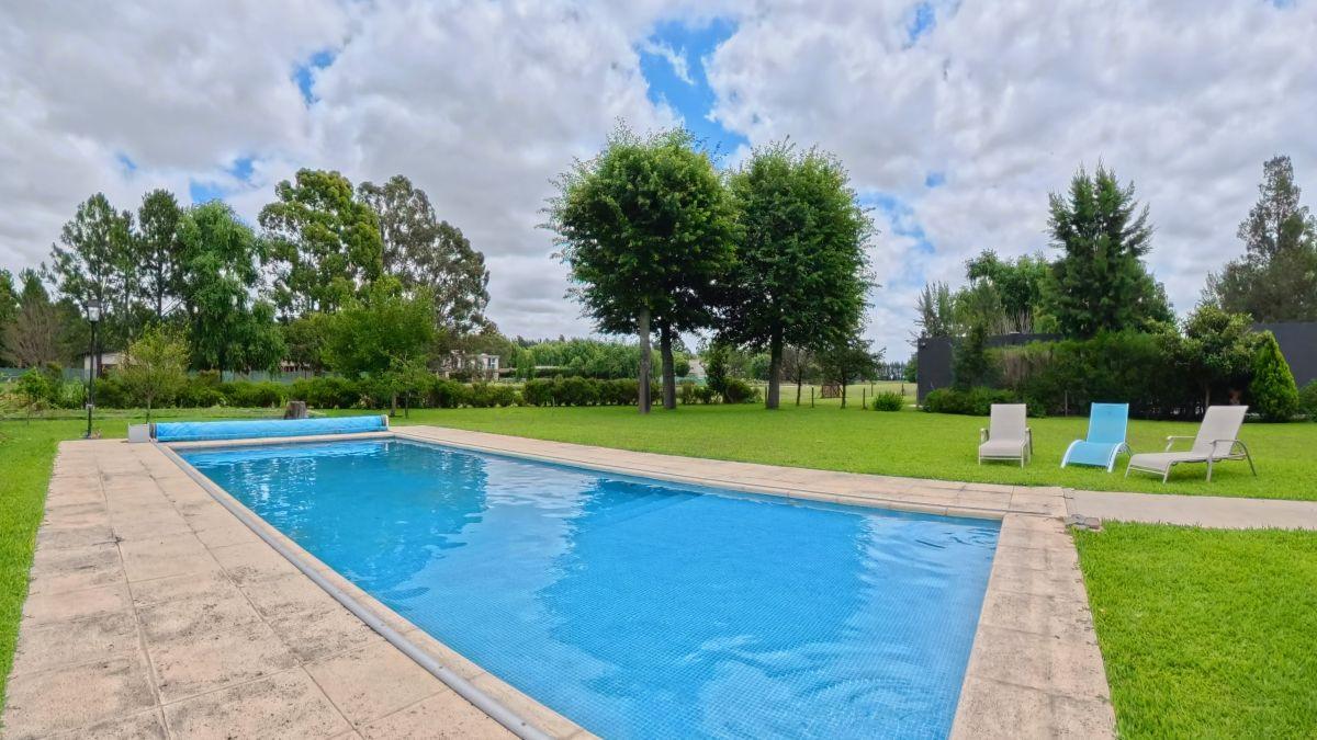 Foto de Casa en Venta en Miralagos – Lote de 1.920 m² – 425 m² Totales, imagen 5