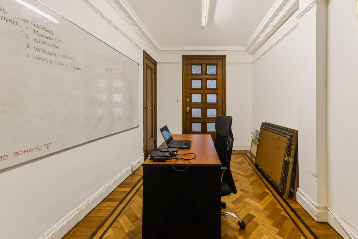 Foto de Oficina comercial de 72 m² en venta en Microcentro, imagen 3