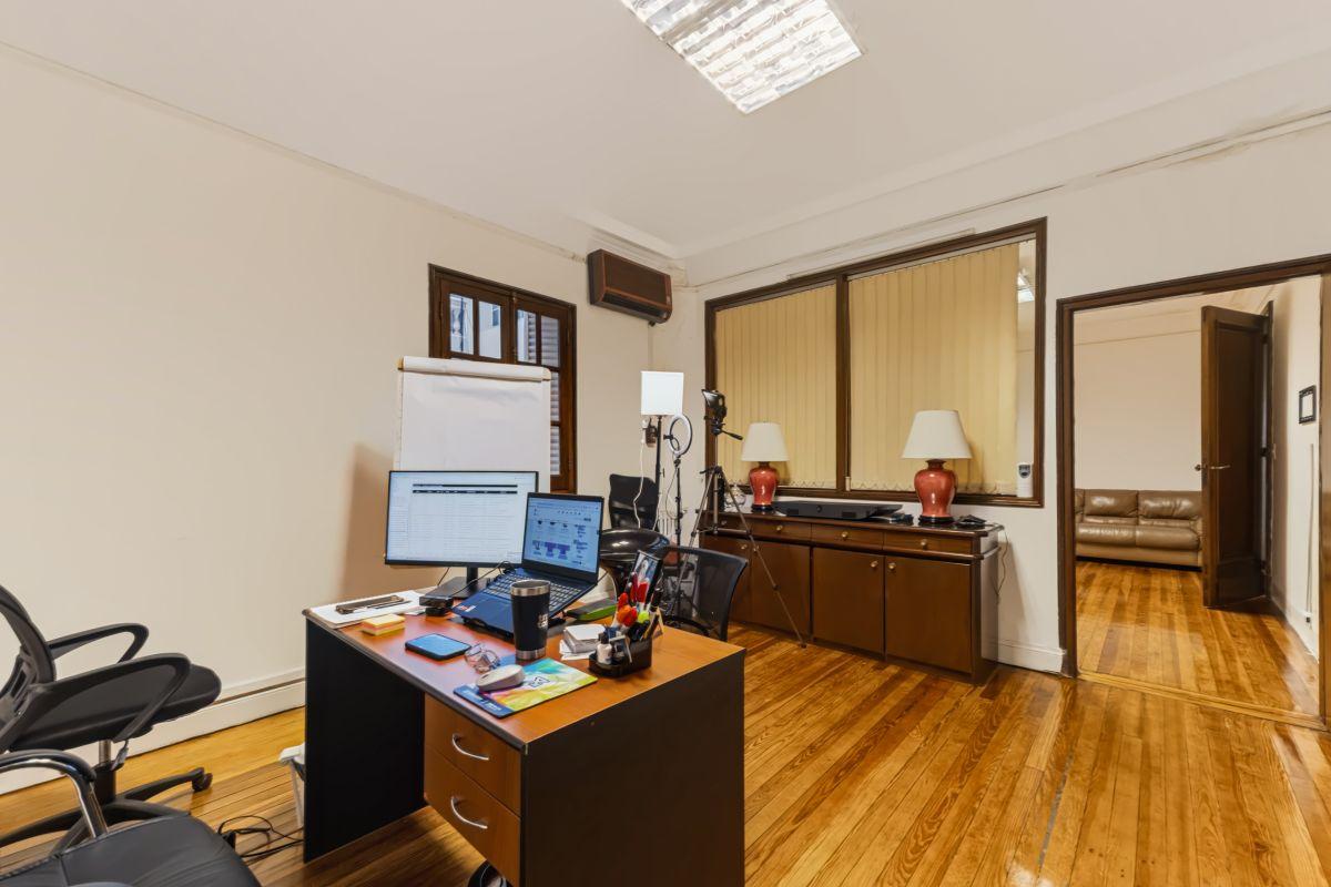 Foto de Oficina comercial de 72 m² en venta en Microcentro, imagen 1