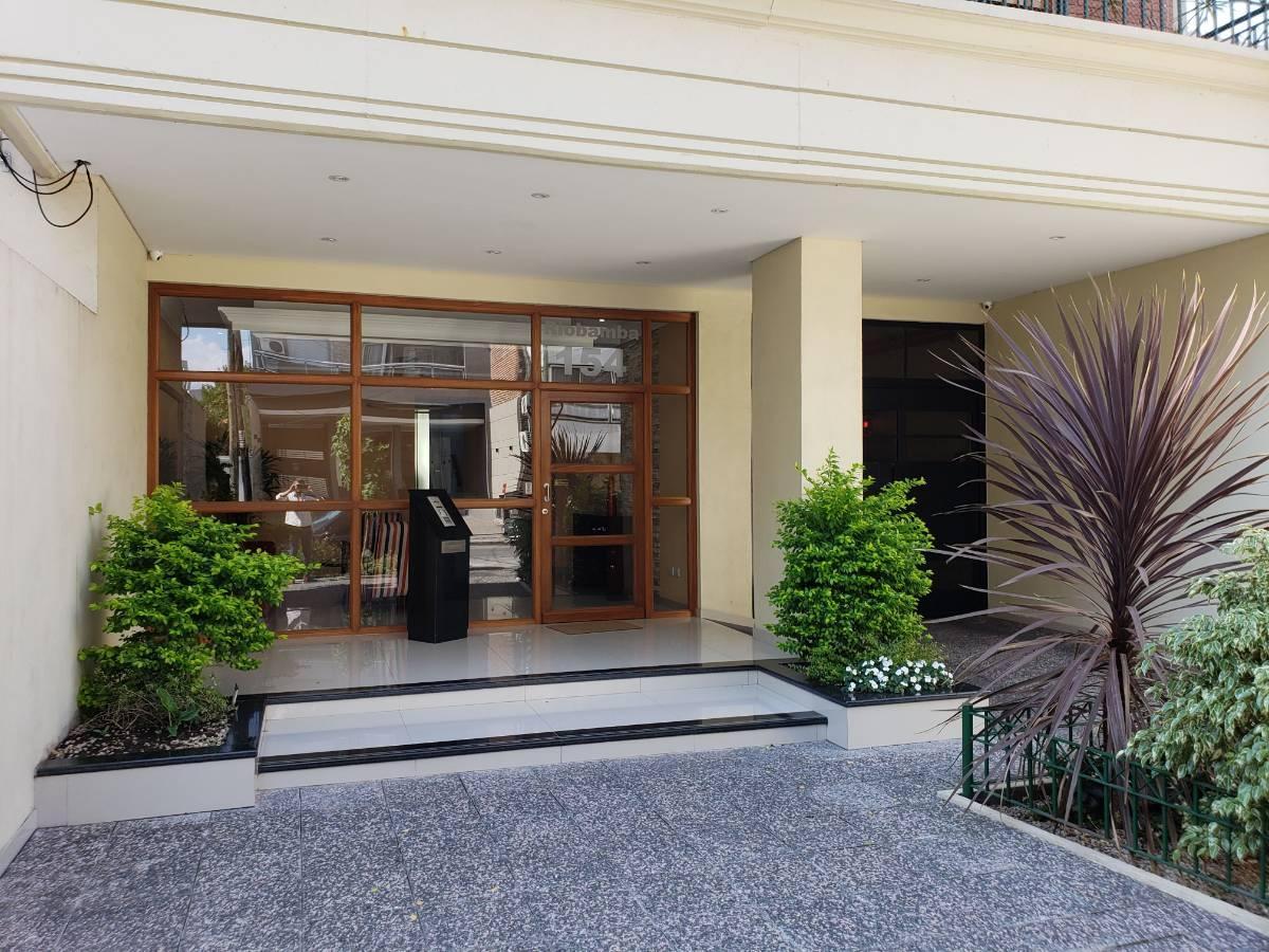 Único Penthouse 4 Amb, Solo Para Exigentes, con Cochera y Baulera. con Renta 1