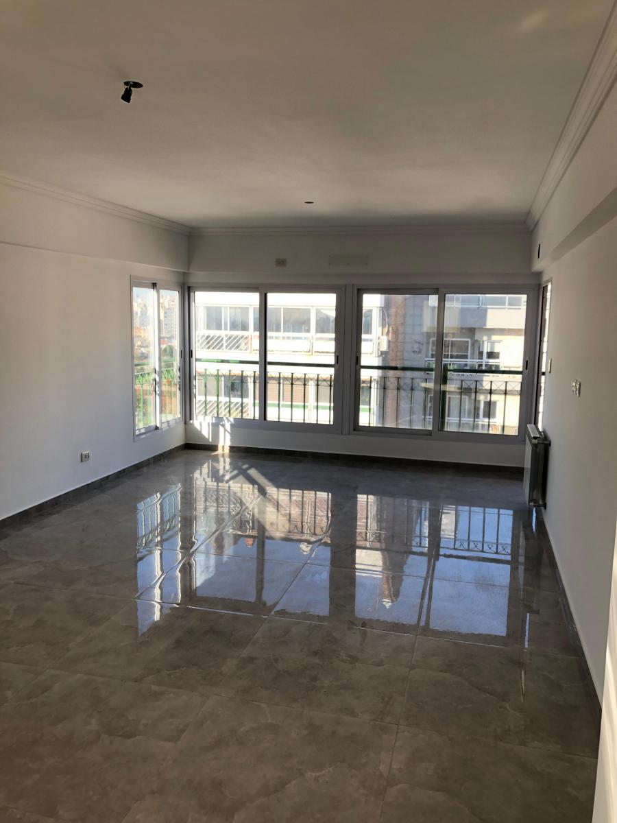 Único Penthouse 4 Amb, Solo Para Exigentes, con Cochera y Baulera. con Renta 5
