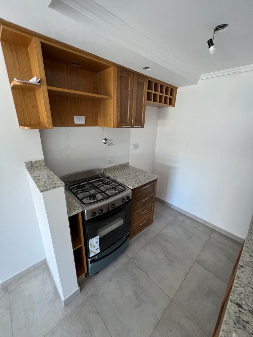 Foto de Alquiler, mono ambiente, impecable, luminoso, amplio, frente, imagen 2