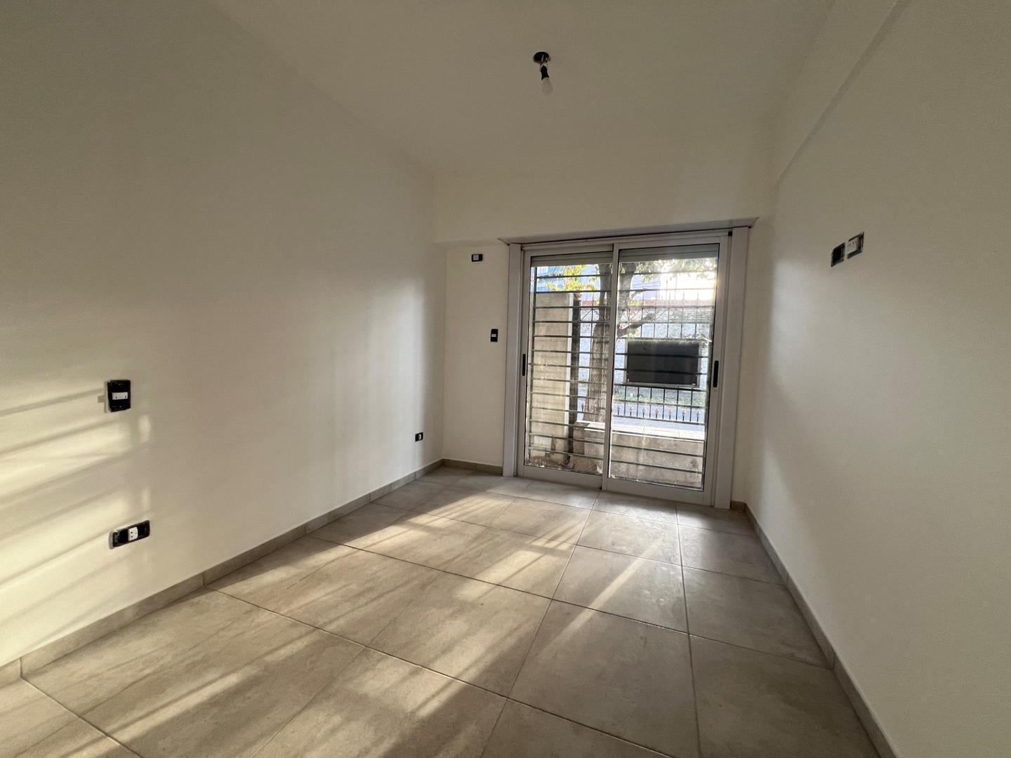 Foto de Venta hermoso dpto 2 amb, min expensas, estrenar, frente, imagen 4