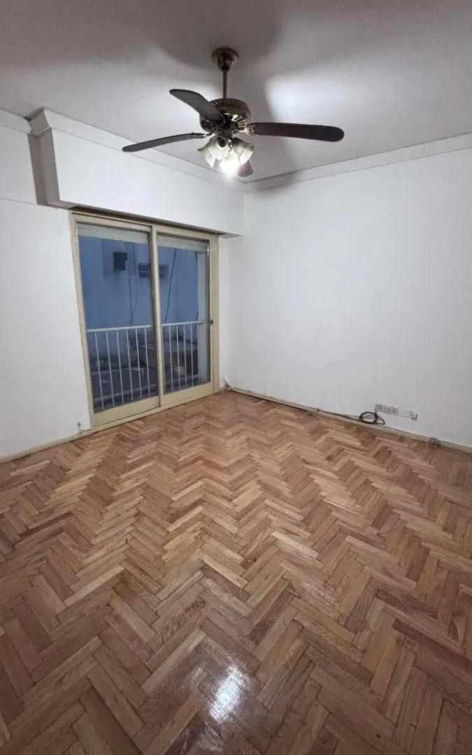 Departamento de 40 m² con 1 dormitorio en alquiler en Flores Norte 4