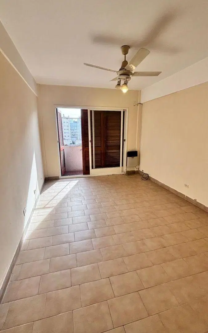 Alquiler | Departamento 3 Ambientes con Balcón en Villa del Parque – luminoso al contrafrente 5