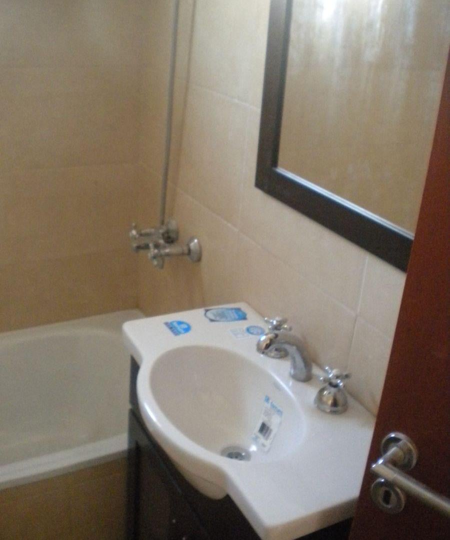 Foto de Excelente 2 Ambientes Al Frente en Villa Crespo – Cochera Optativa, imagen 1