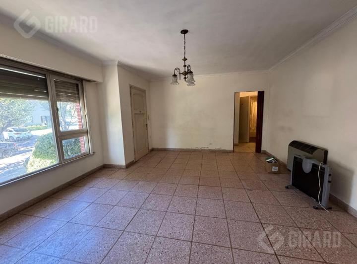 PH 4 ambientes en venta en zona chauvin 1