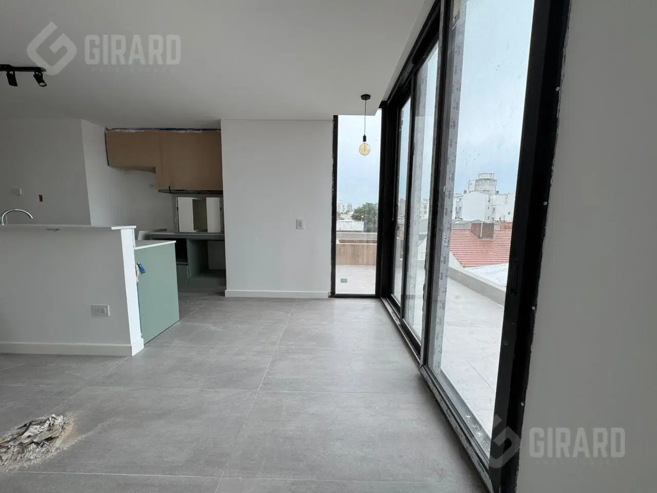 Venta Departamento 2 ambientes a estrenar en zona chauvin 4