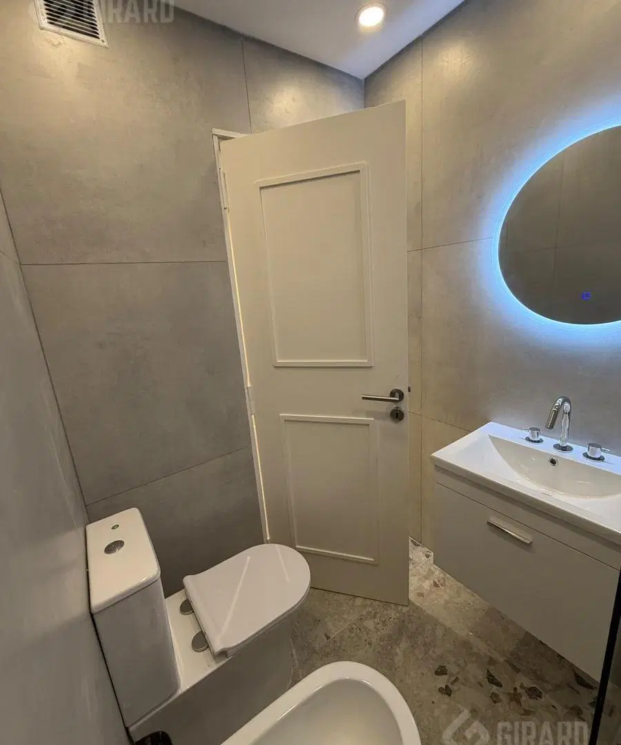Departamento 2 ambientes en venta zona Plaza Colon 5