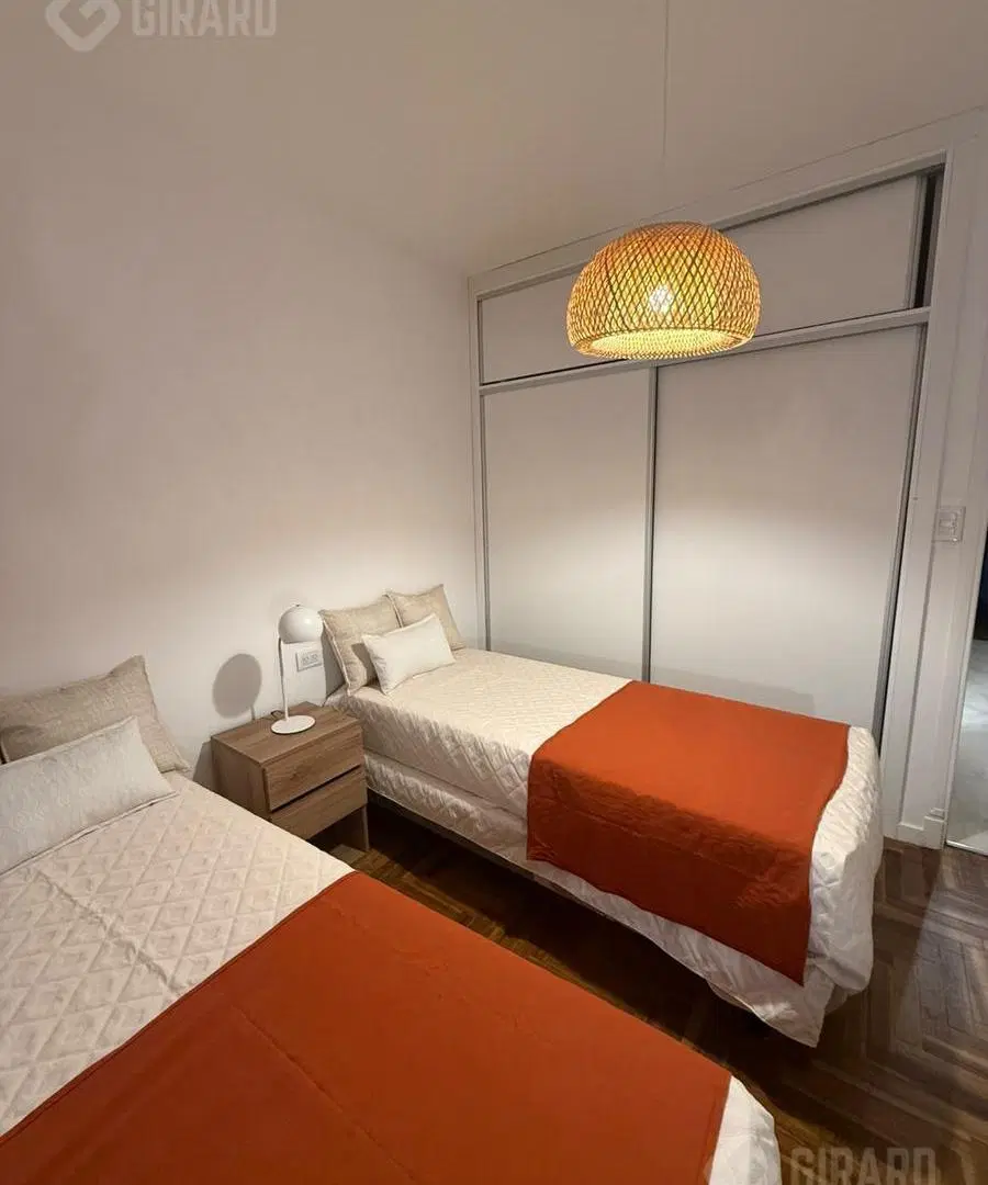 Venta de Departamento 3 ambientes en zona plaza colon 2