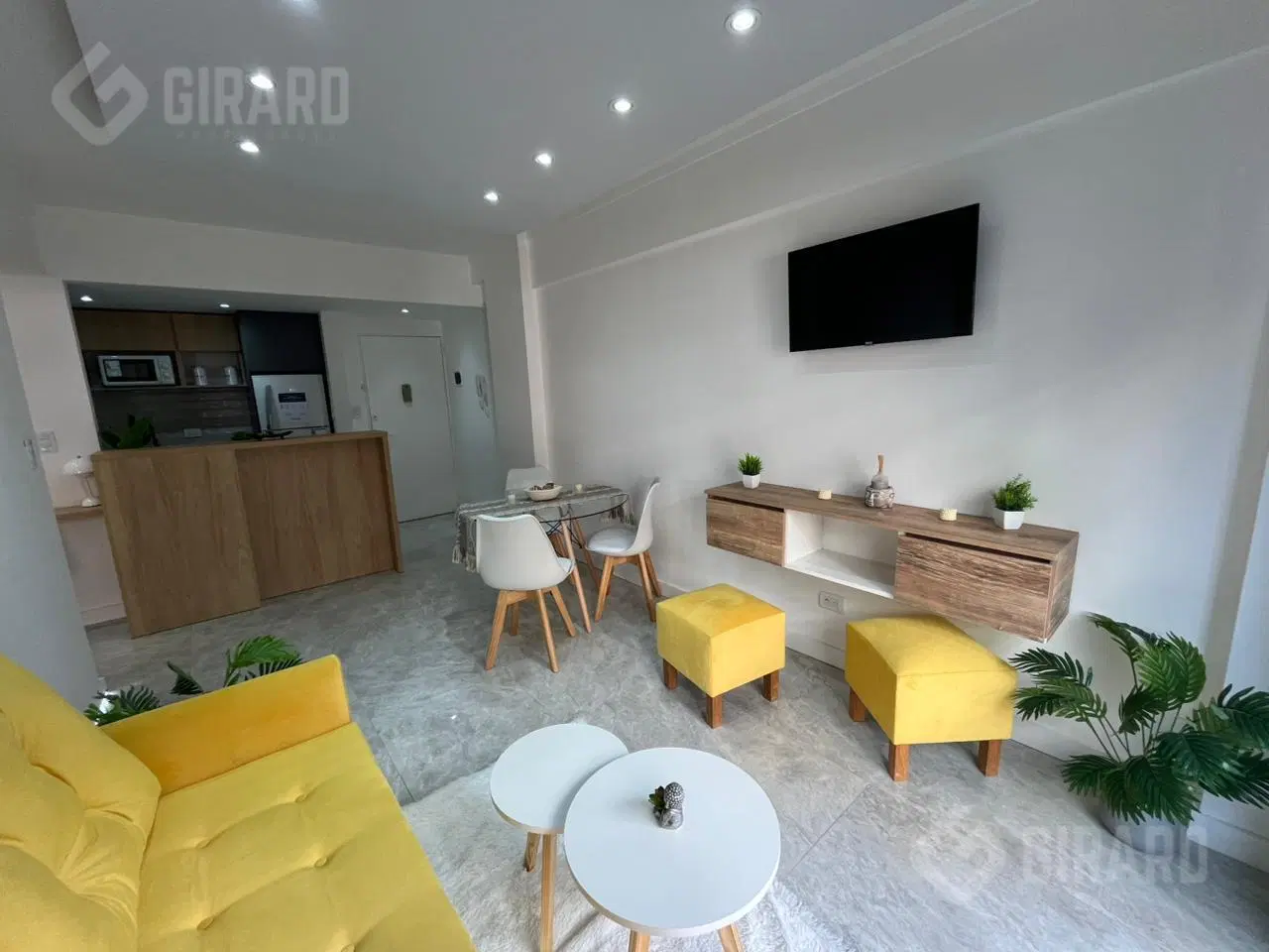 Venta Departamento 2 ambientes en zona centro 4