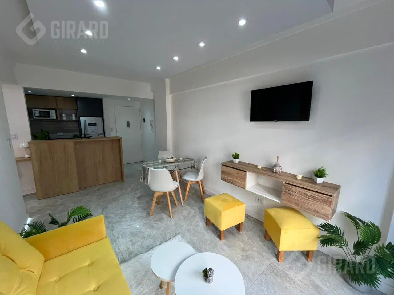 Venta Departamento 2 ambientes en zona centro 2