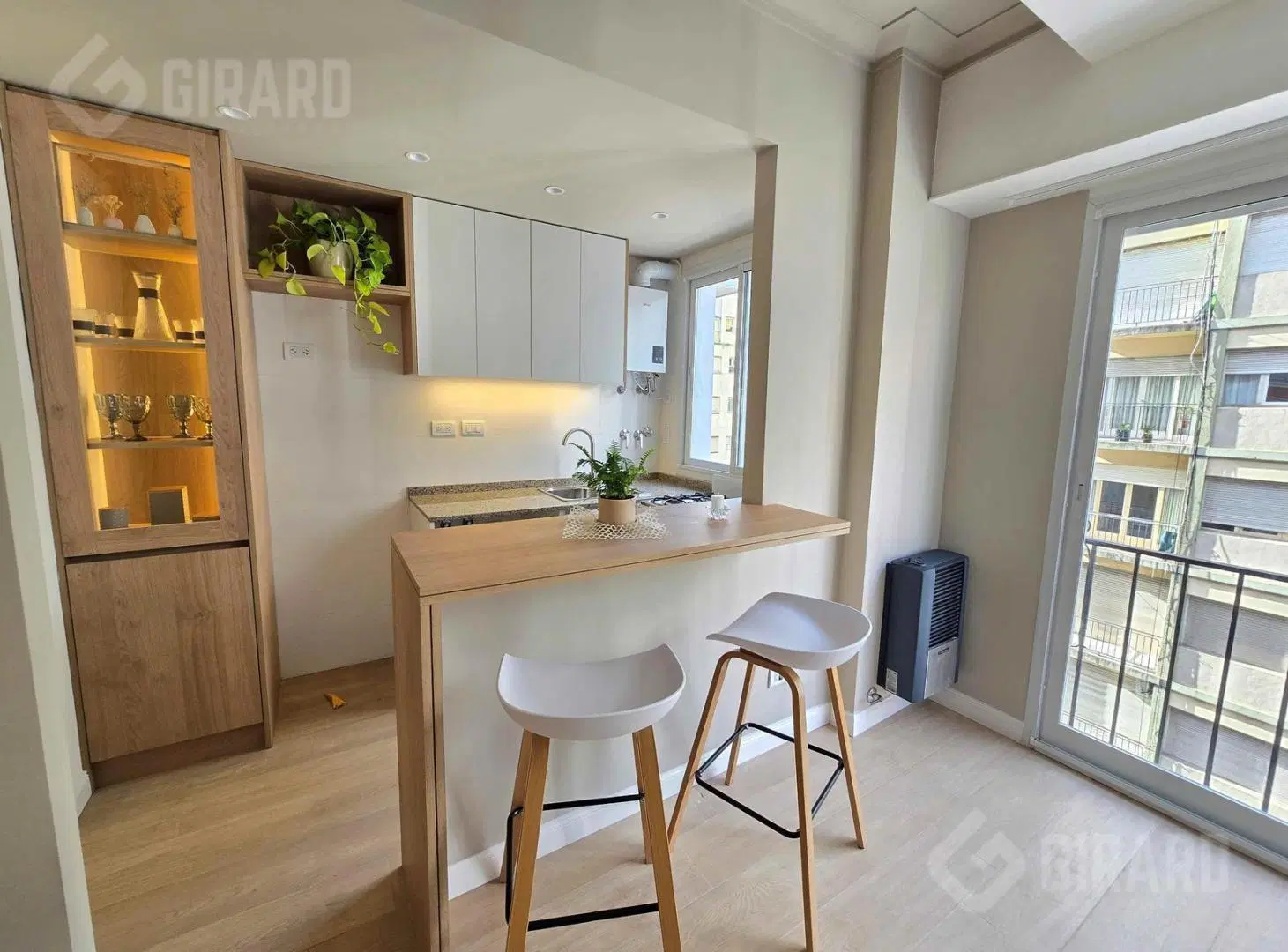 Venta Departamento 2 ambientes en zona centro 4