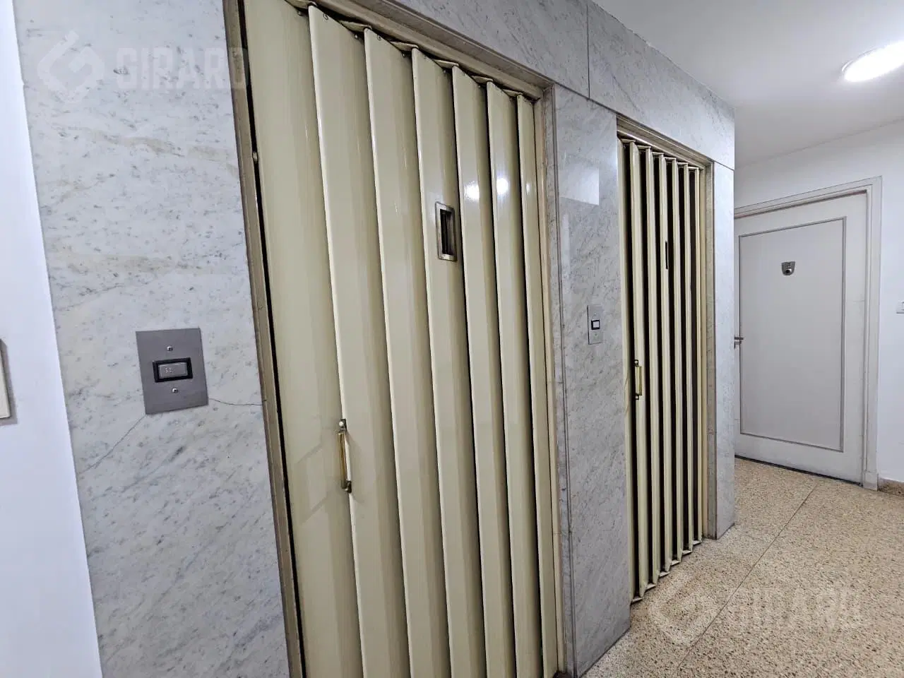 Venta Departamento 2 ambientes en zona centro 5