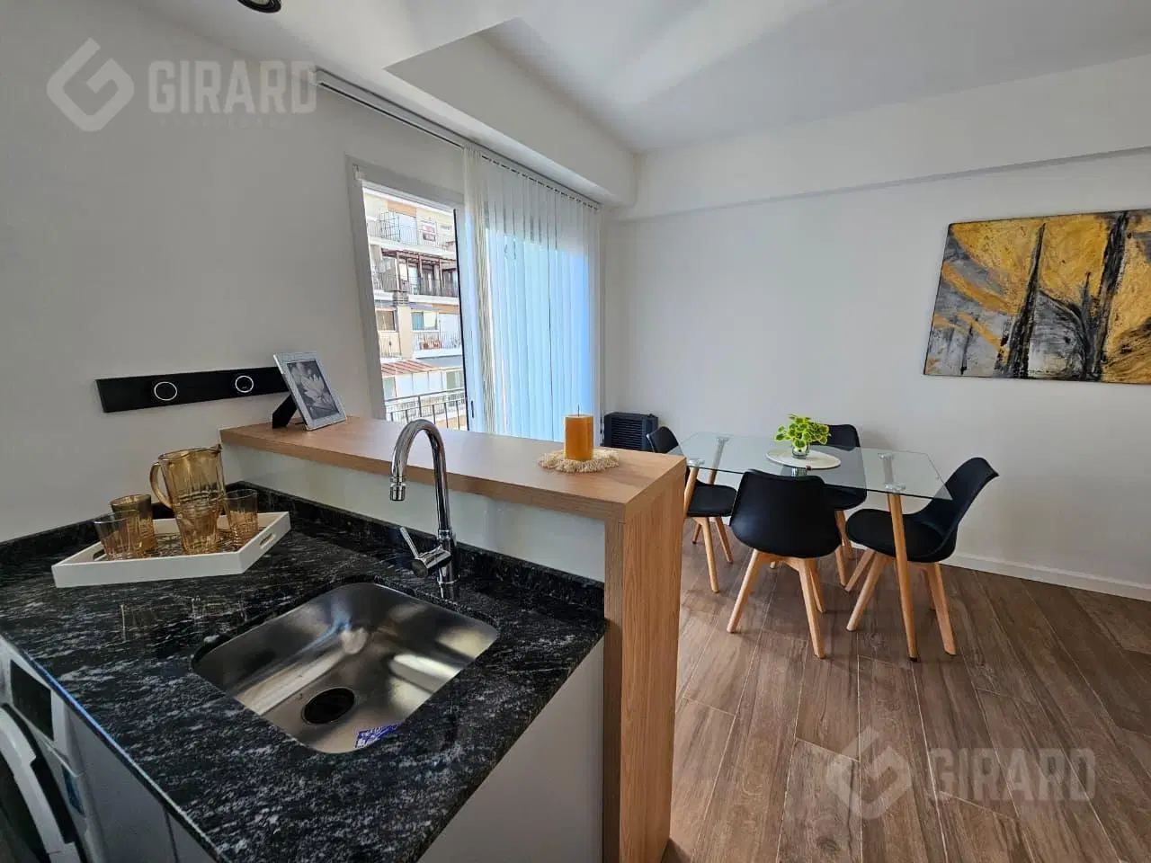 Venta Departamento 2 ambientes en zona centro 2