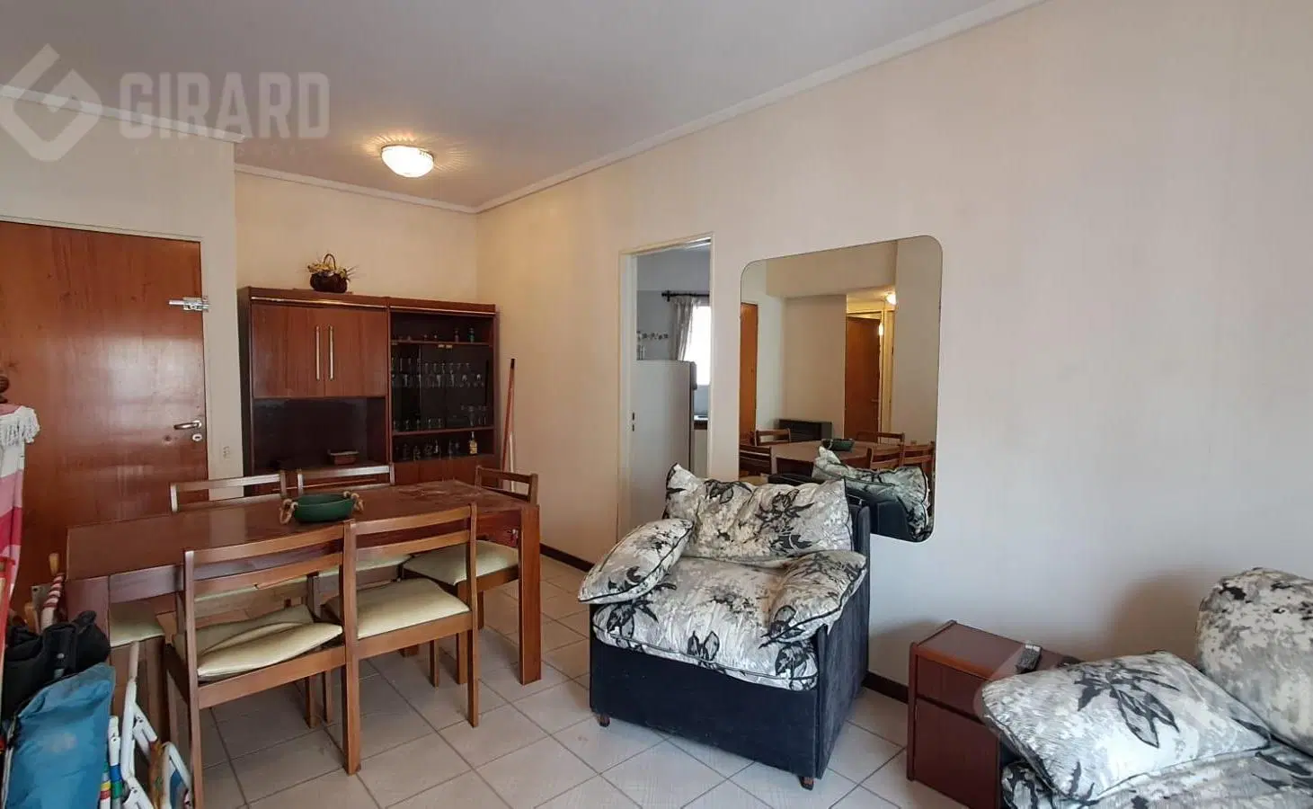 Departamento 2 ambientes en venta en zona Macrocentro 3