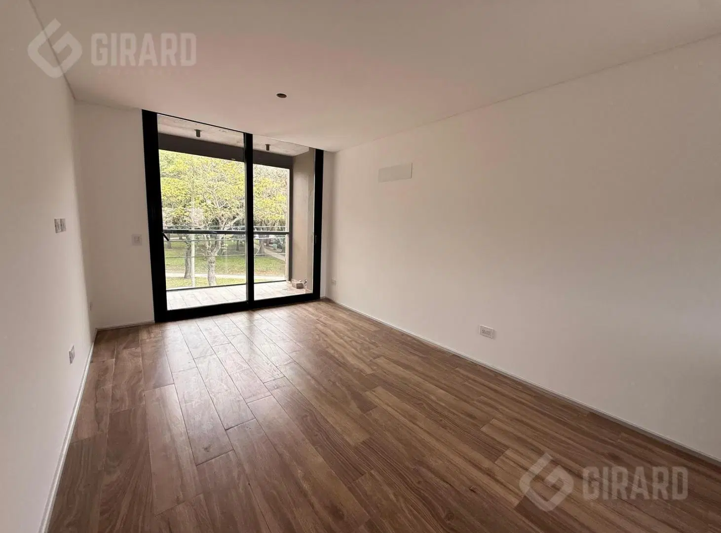 Venta de Departamento 2 ambientes a estrenar en zona plaza guemes 8