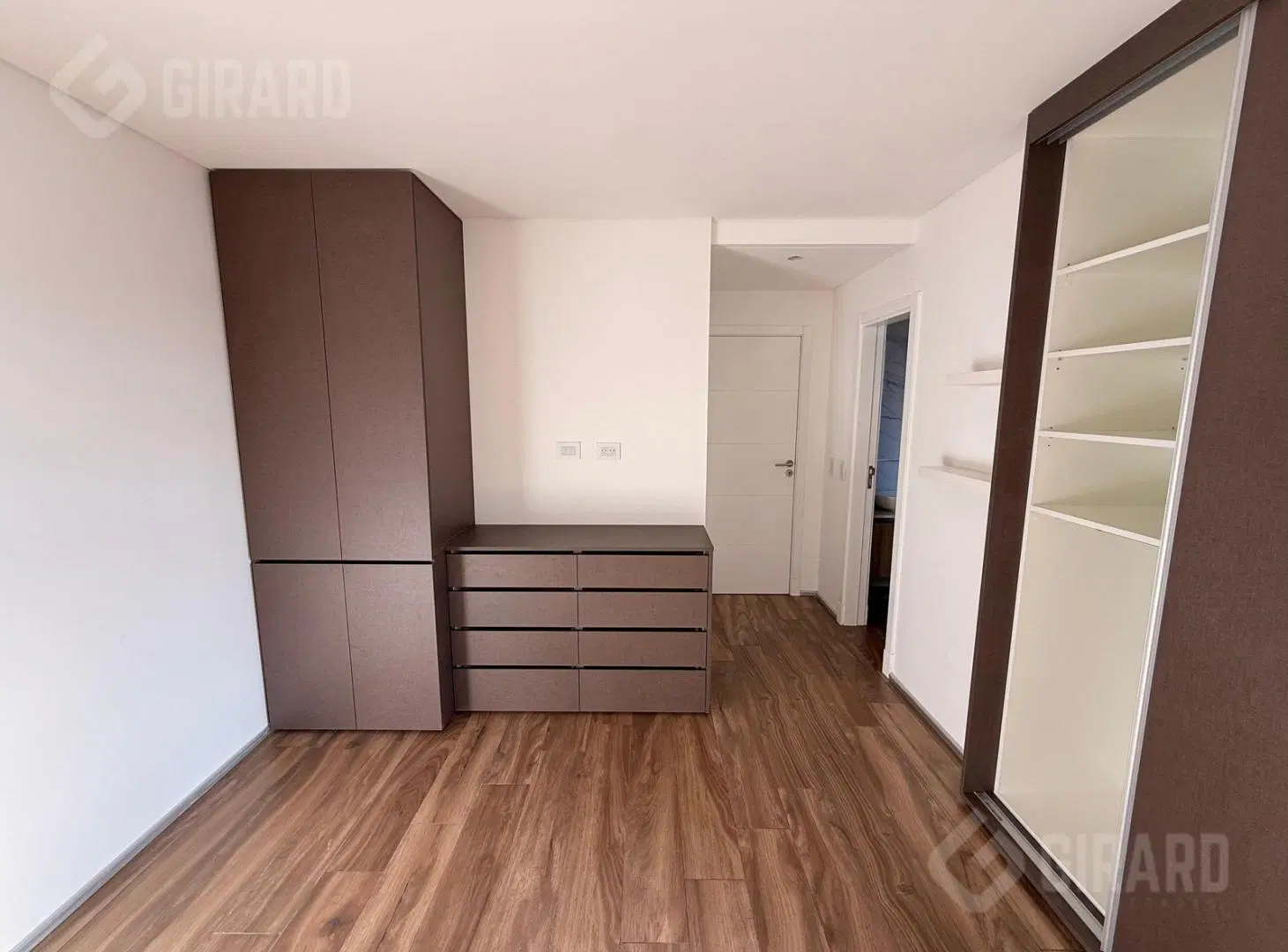 Venta de Departamento 2 ambientes a estrenar en zona plaza guemes 5