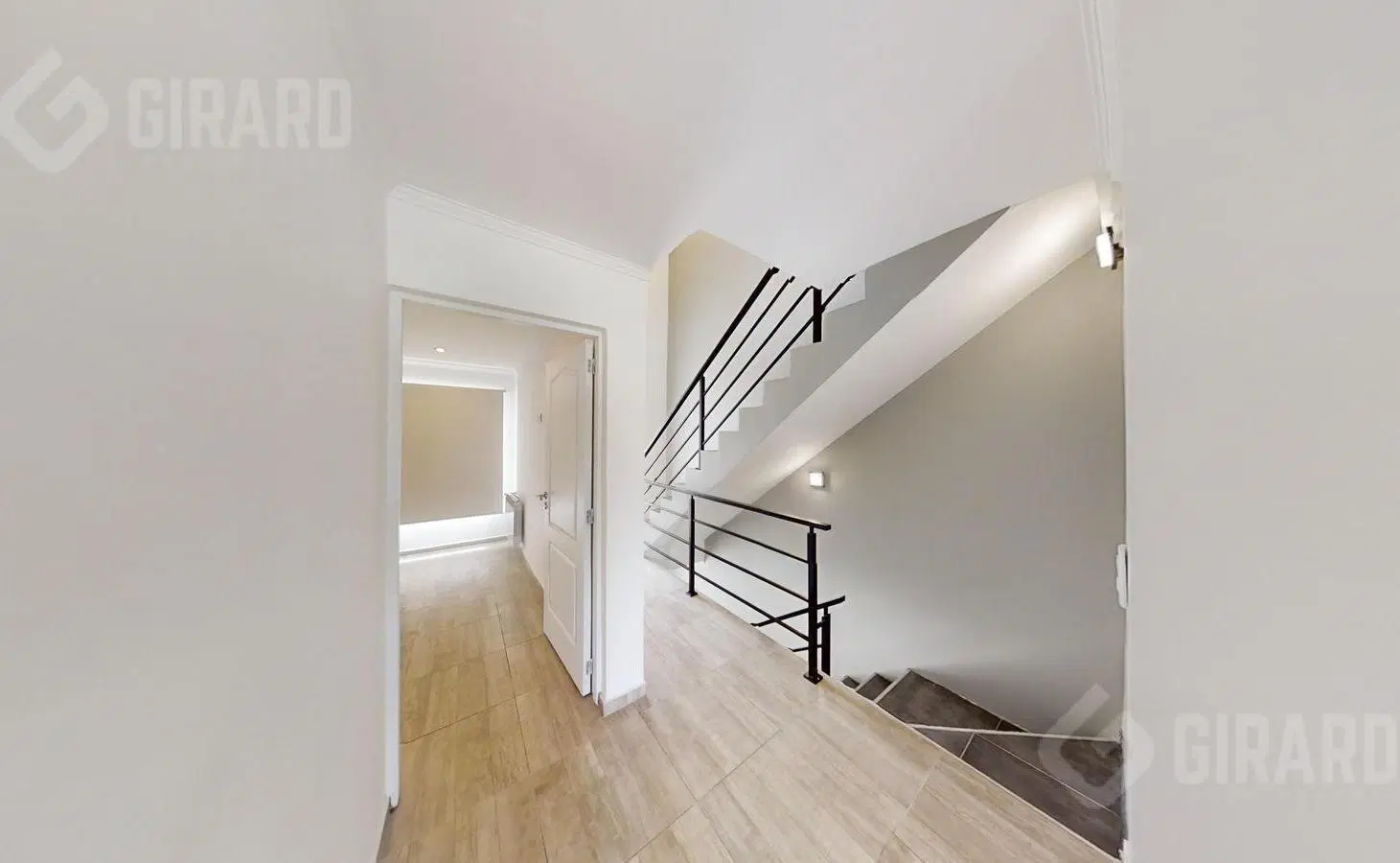 Triplex a estrenar en Villa Primera, oportunidad 3