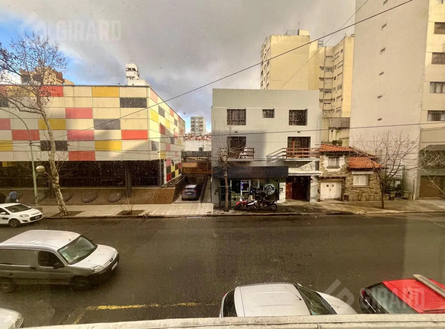 Oficina en La Perla 4