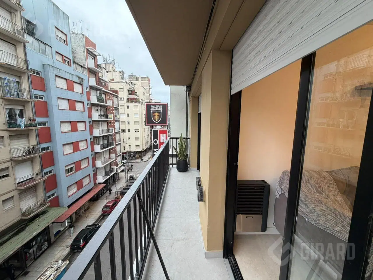 Venta Departamento 2 ambientes en zona centro 3
