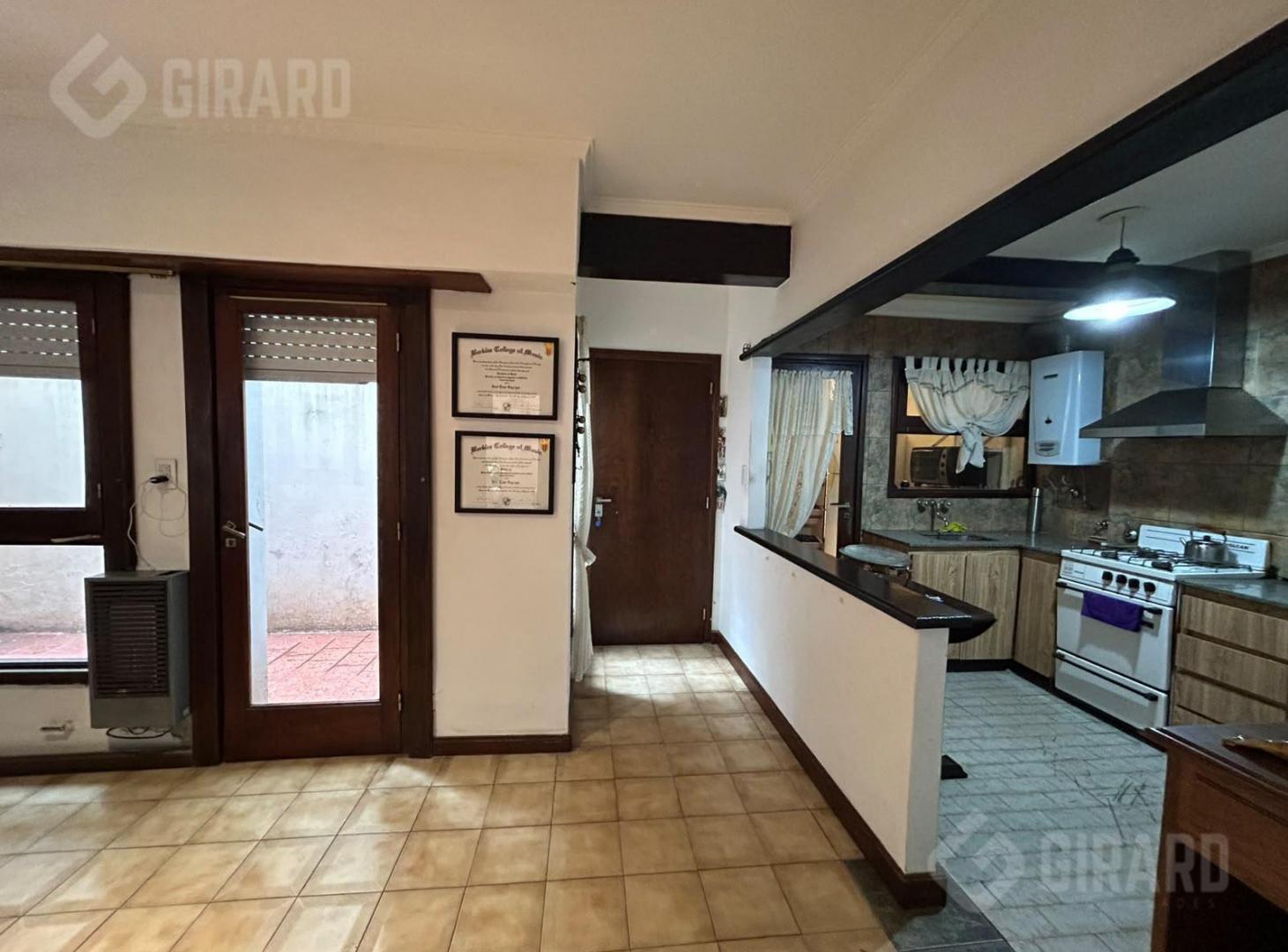Foto de Departamento de 2 ambientes en alquiler zona La Perla, imagen 1