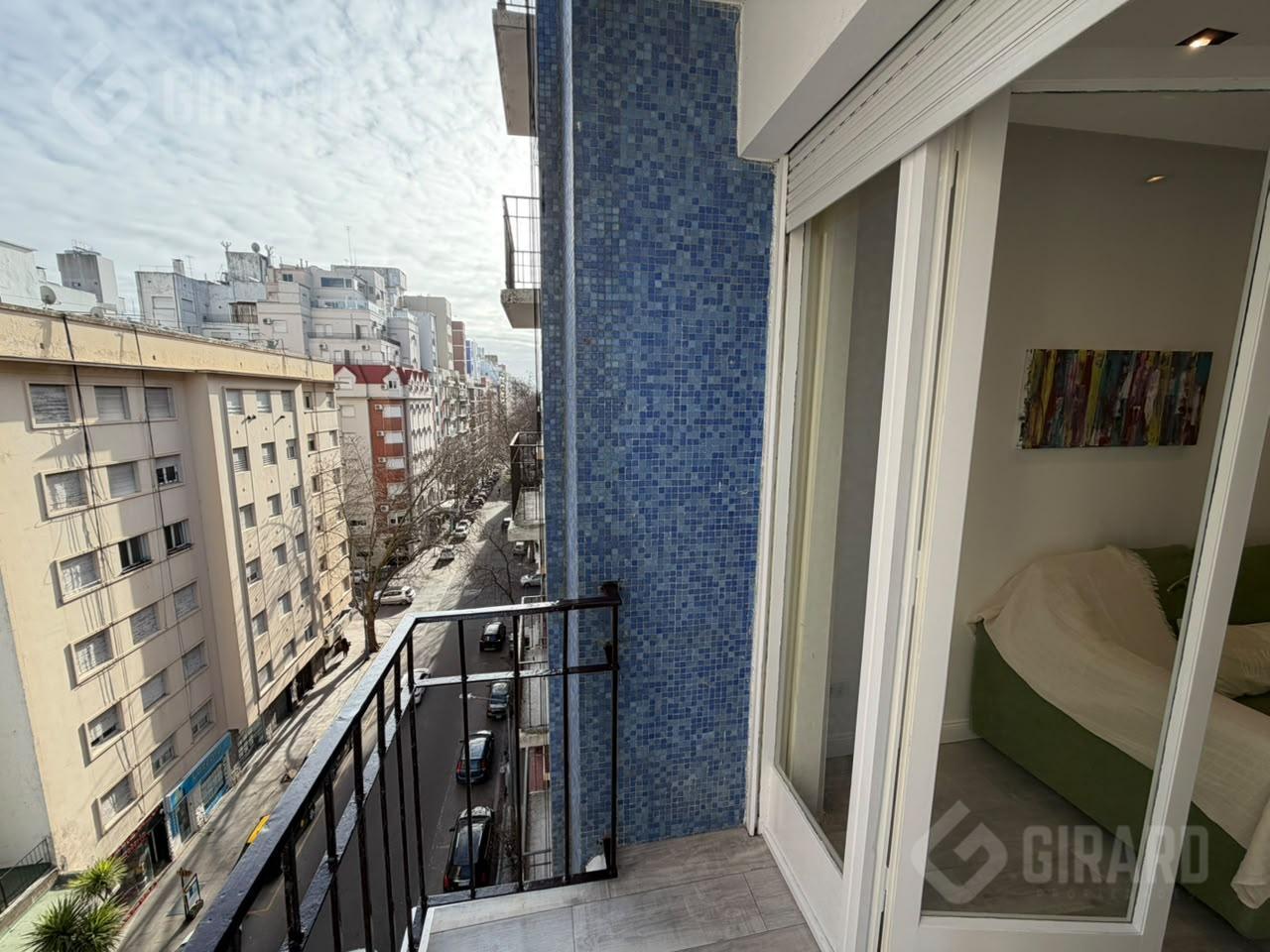 Foto de Venta de Departamento de 2 ambientes con dependencia en zona centro, imagen 1