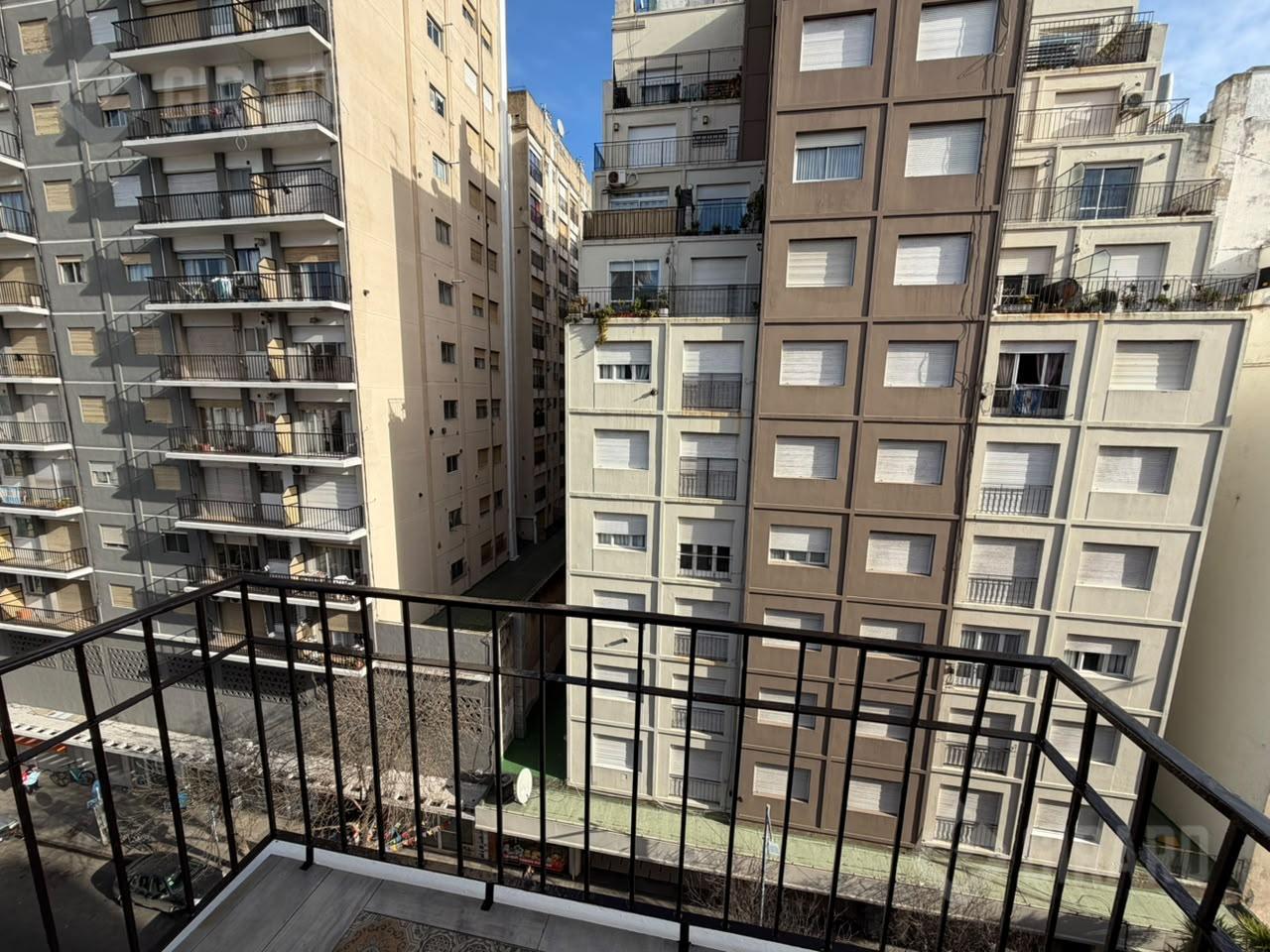 Foto de Venta de Departamento de 2 ambientes con dependencia en zona centro, imagen 4
