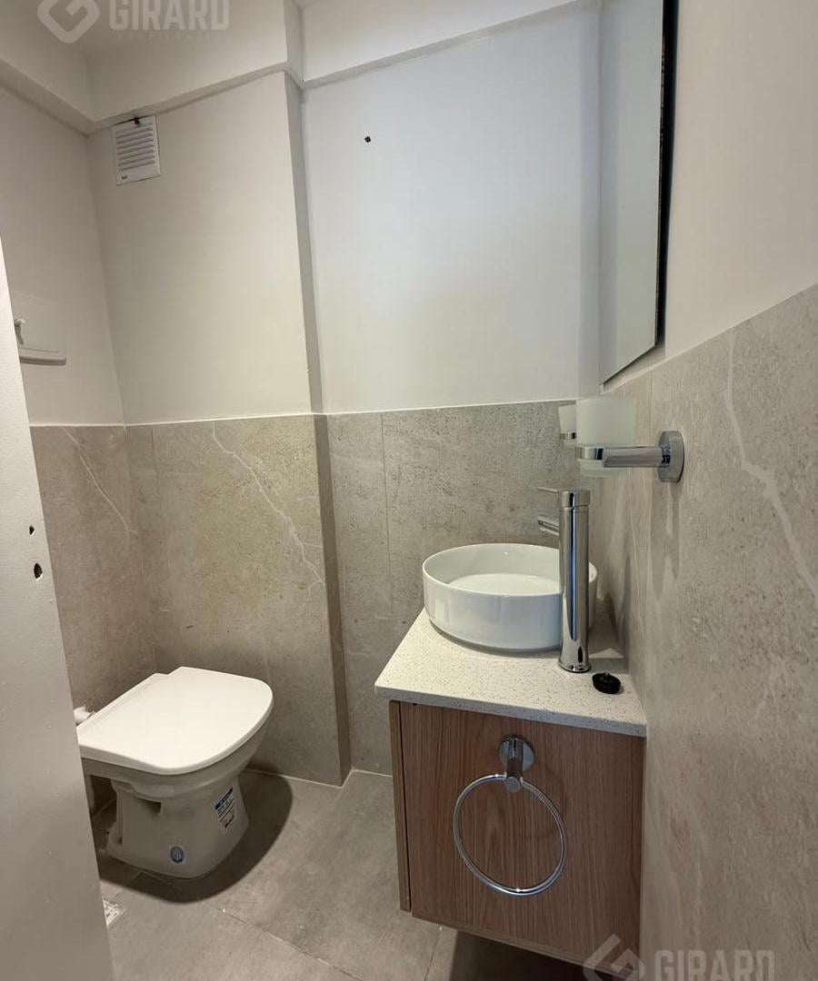 Foto de Venta de Departamento 4 ambientes en zona centro, imagen 2