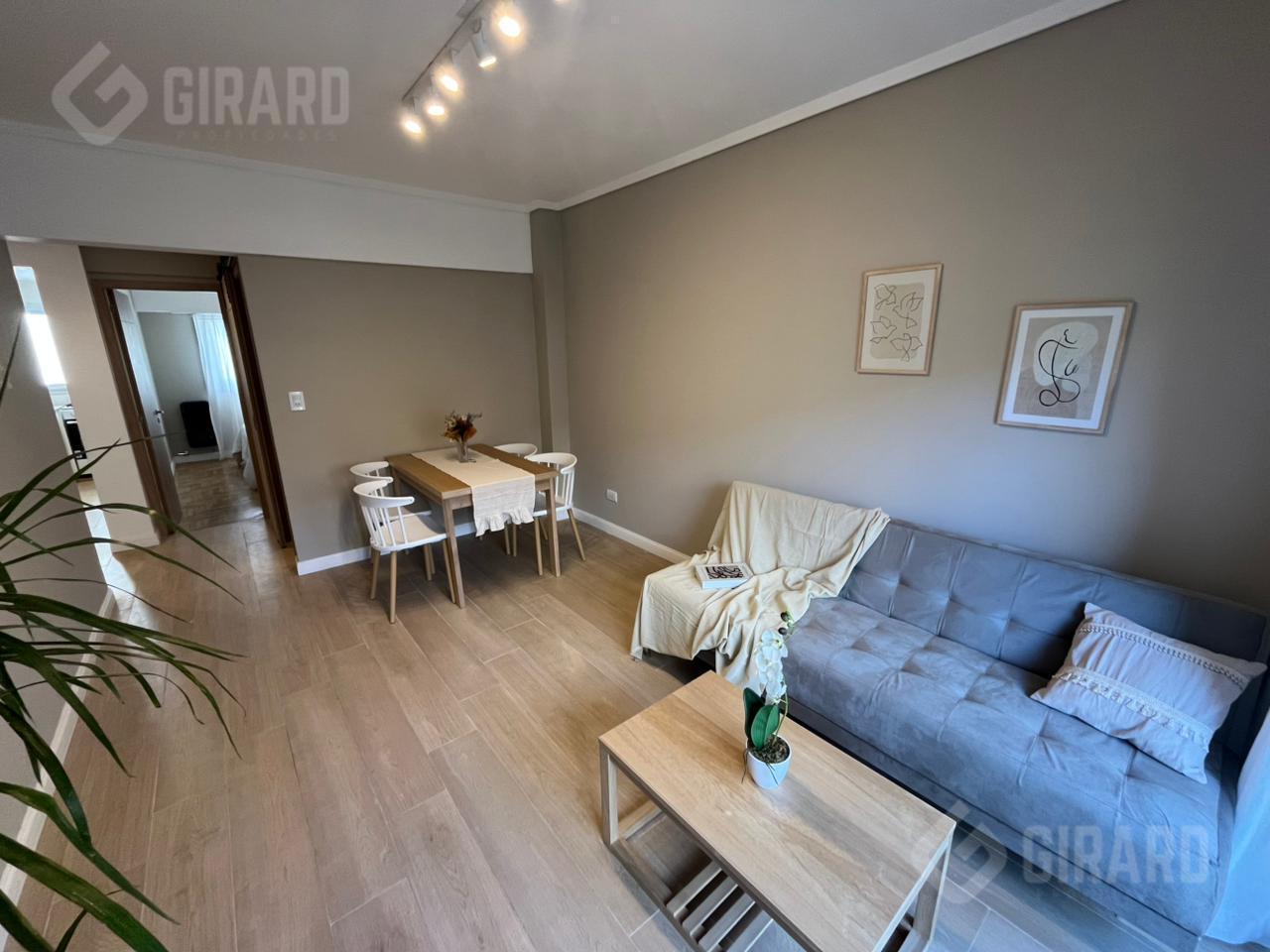 Foto de Venta de Departamento de 2 ambientes a la calle con balcón saliente, imagen 4