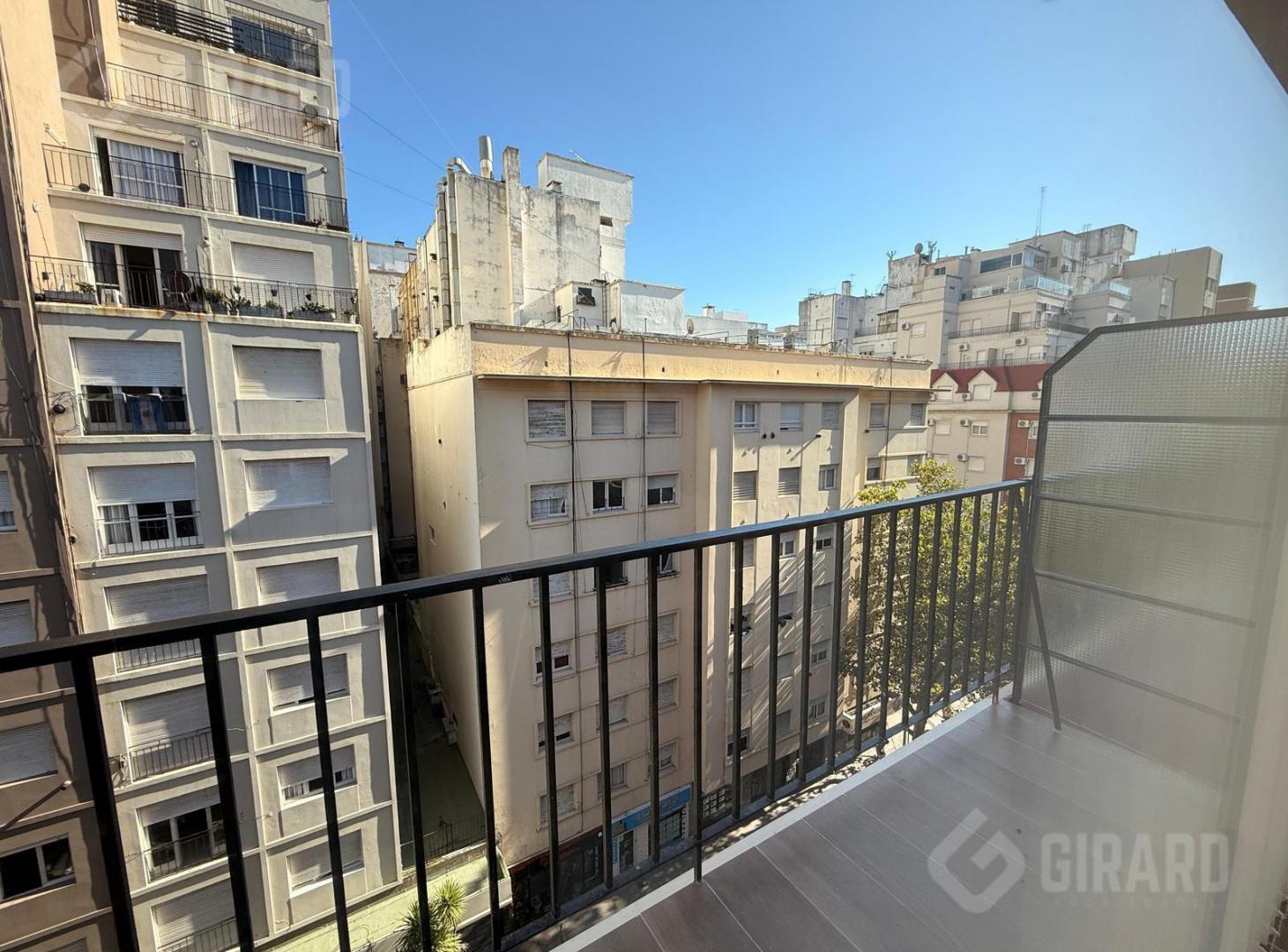 Foto de Venta de Departamento 3 ambientes a la calle con balcón, reciclado y, imagen 4