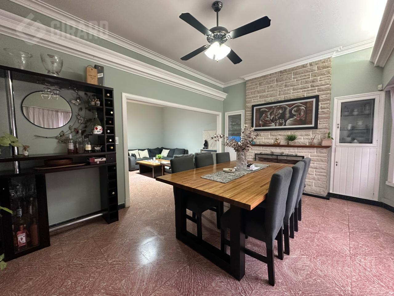 Foto de Casa de 4 ambientes con parque en Villa Primera, imagen 5