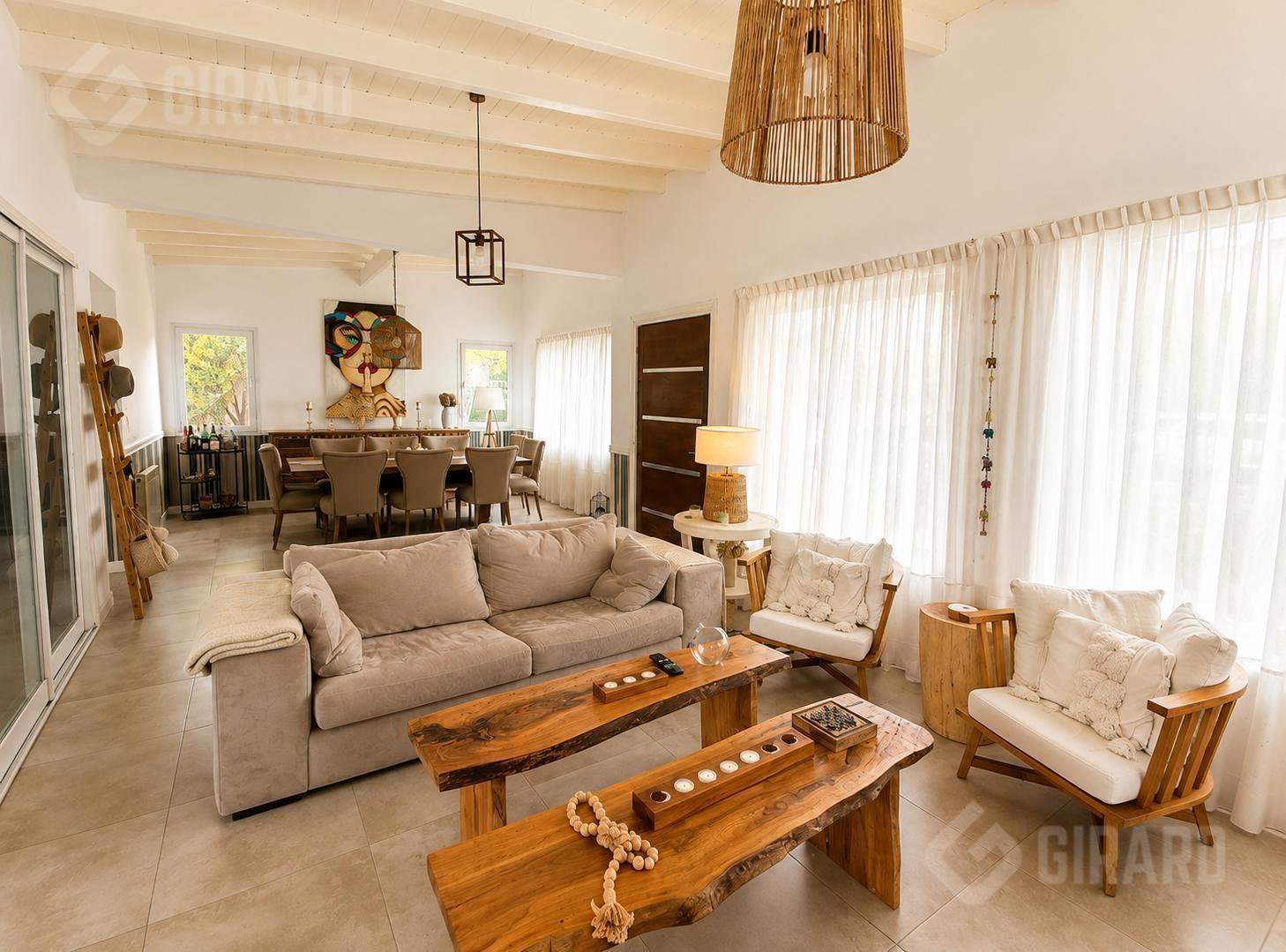 Foto de Casa en venta en el Barrio Privado Rumenco de Mar del Plata, imagen 2