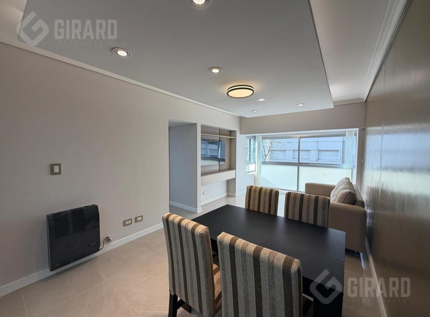 Foto de Venta Departamento 2 ambientes en zona centro, imagen 2