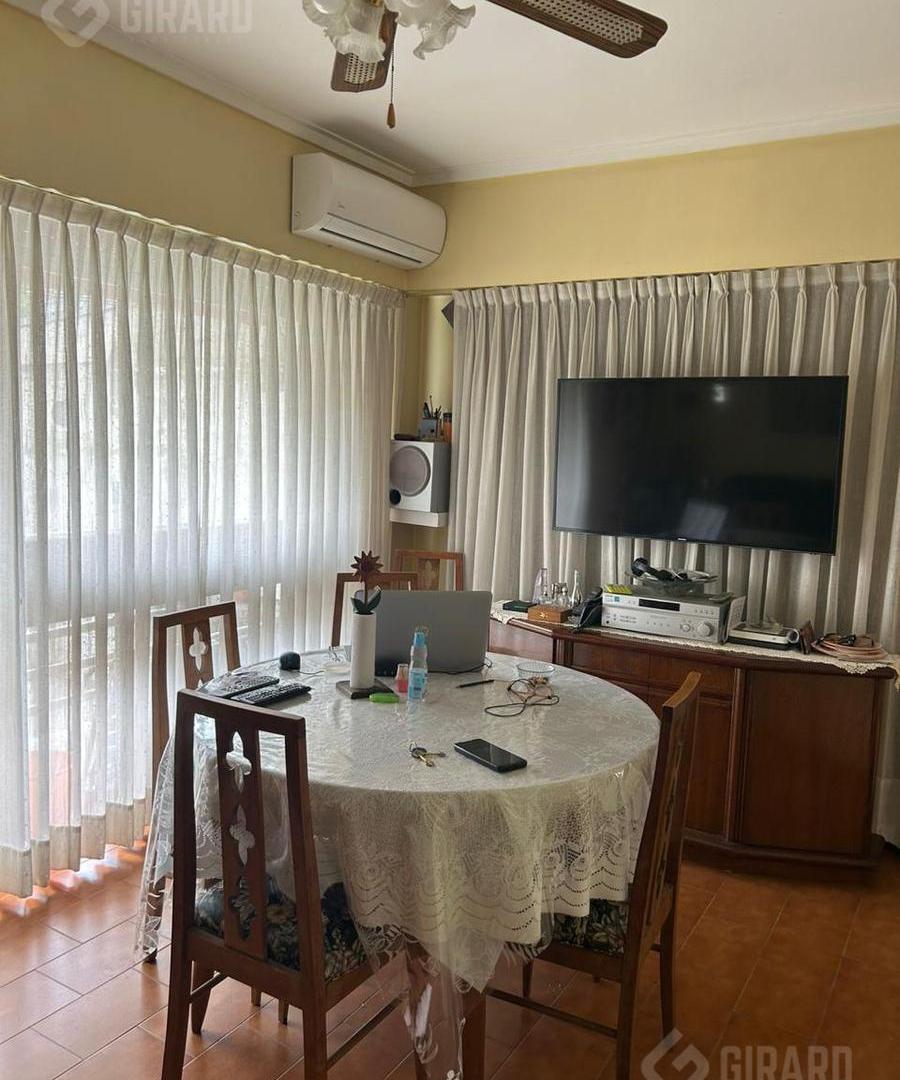 Foto de Departamento 2 ambientes en venta con cochera en La Perla, imagen 2