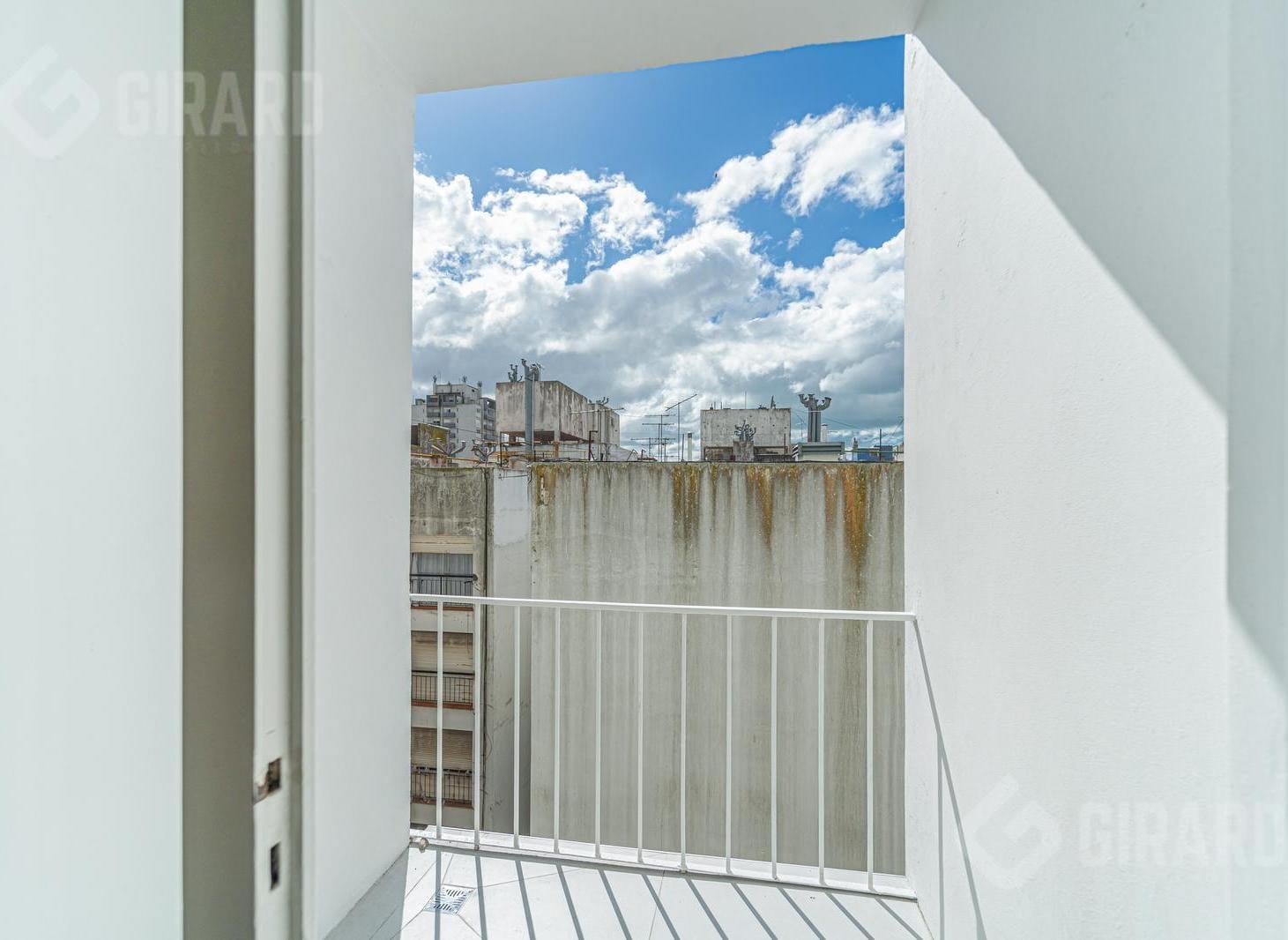 Foto de Venta Departamento 2 ambientes en zona centro, imagen 2