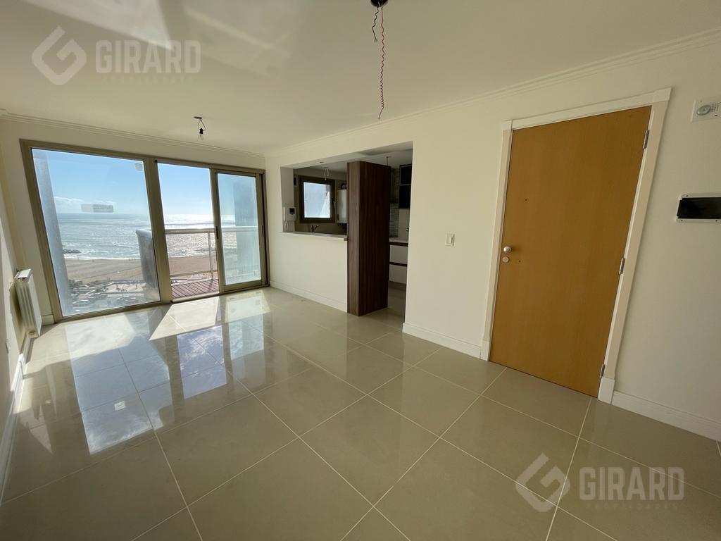 Foto de Venta, departamento de 2 ambientes a la calle con balcón, vista al mar, imagen 4