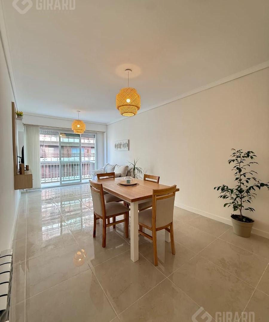 Foto de venta Departamento 3 ambientes en zona plaza colon, imagen 1