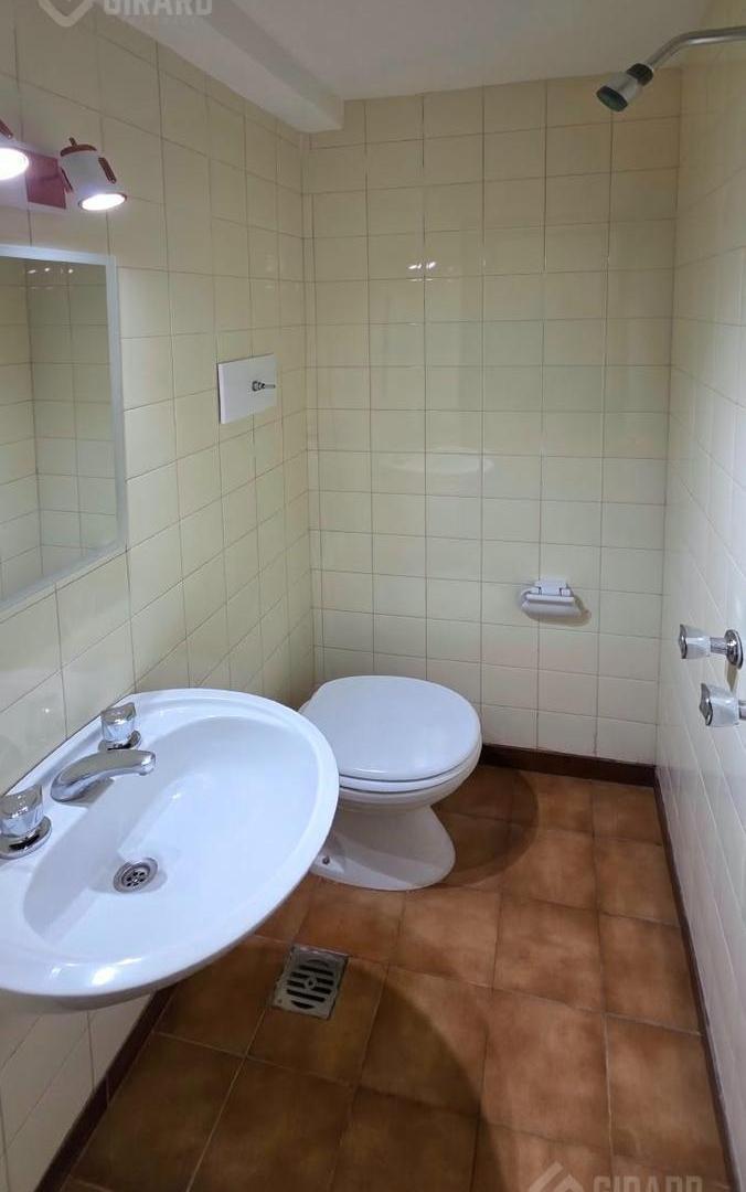 Foto de venta Departamento 2 ambientes en zona centro, imagen 1