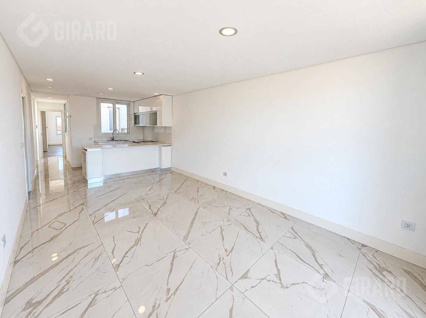 Foto de Departamento en venta de 2 amb modernos con cochera y baulera, zona, imagen 5