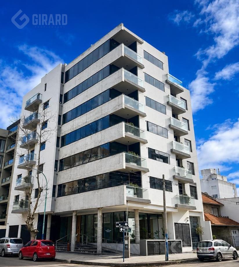 Foto de Venta Departamento 2 ambientes en zona guemes, imagen 1