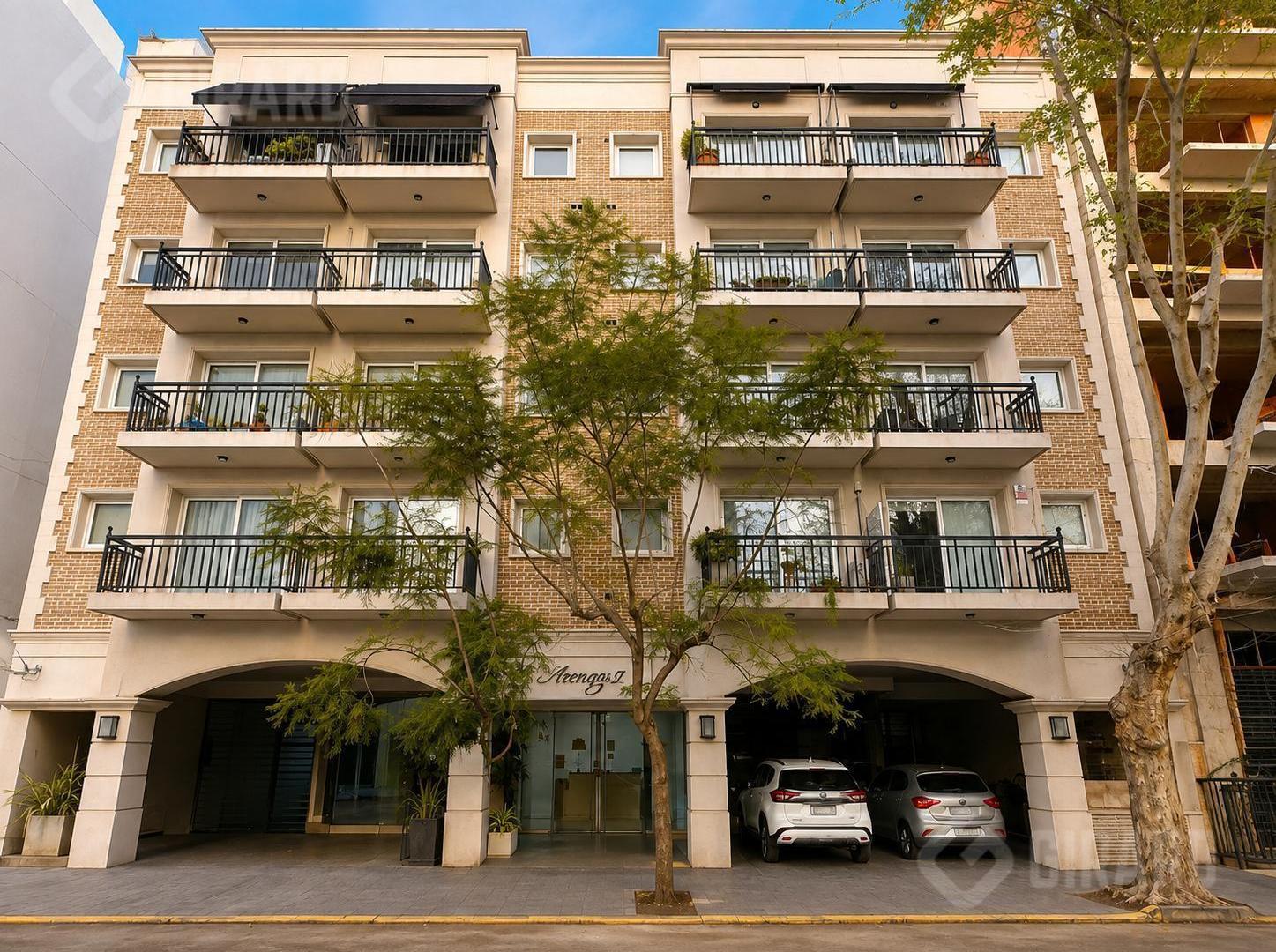 Foto de Departamento de 4 ambientes, Piso, Edificio de categoría, zona Güemes, imagen 1