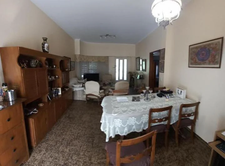 LAS HERAS 4581 - CASA 6 AMBIENTES 190 MTS -- VILLA MARTELLI - VENDE 4
