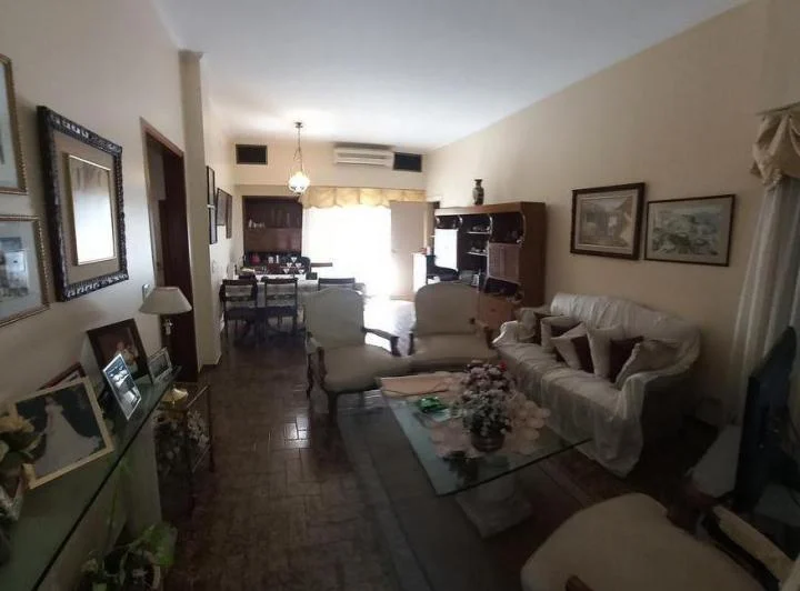 LAS HERAS 4581 - CASA 6 AMBIENTES 190 MTS -- VILLA MARTELLI - VENDE 1