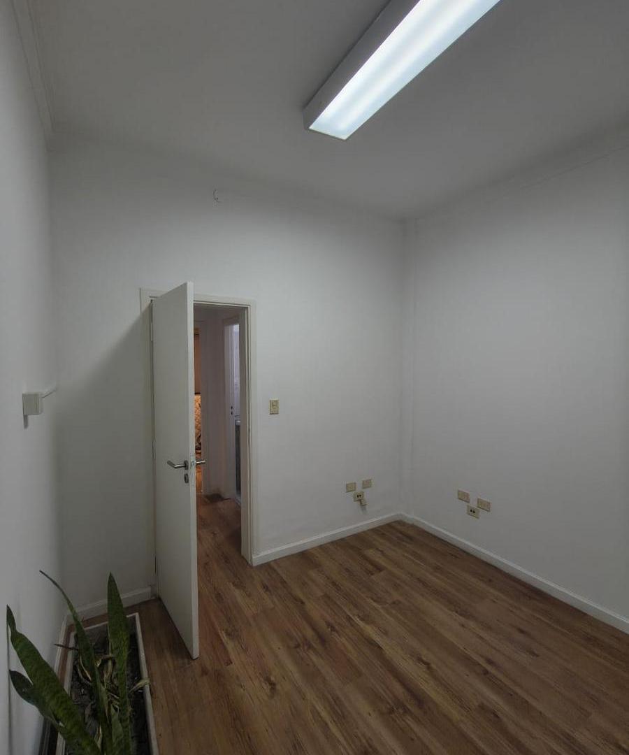 Foto de Oficinas en 2 Plantas, imagen 2