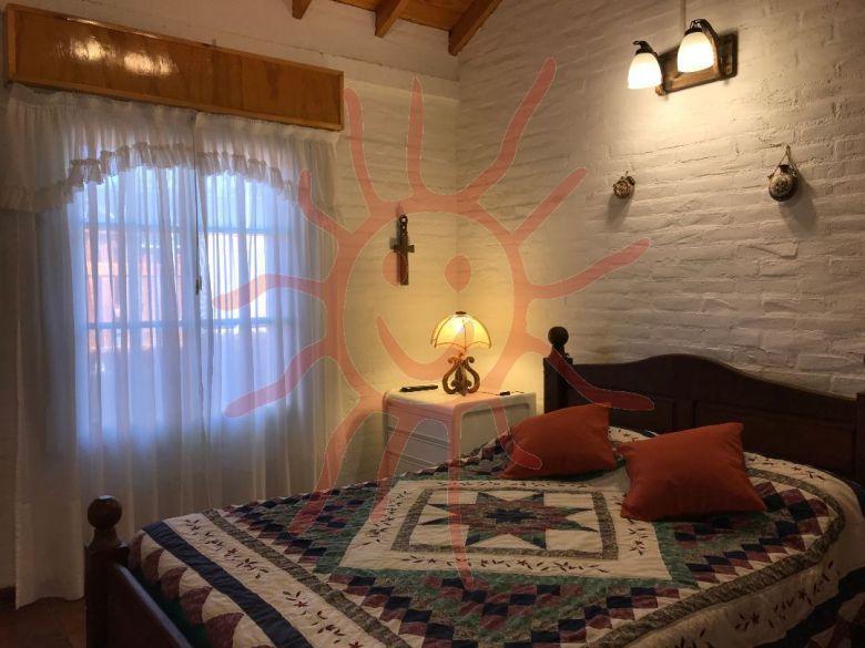 Hermosa Casa de 4ambientes, Jardín Parrilla, a 3 Cuadras del Mar! 4
