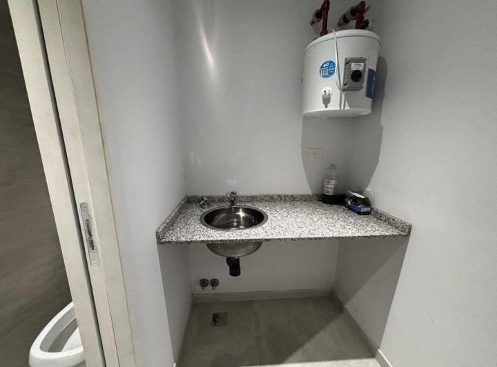 Foto de EN LOTE PROPIO, IDEAL INVERSOR,SIN EXPENSAS EN EXC. UBICACIO, imagen 5