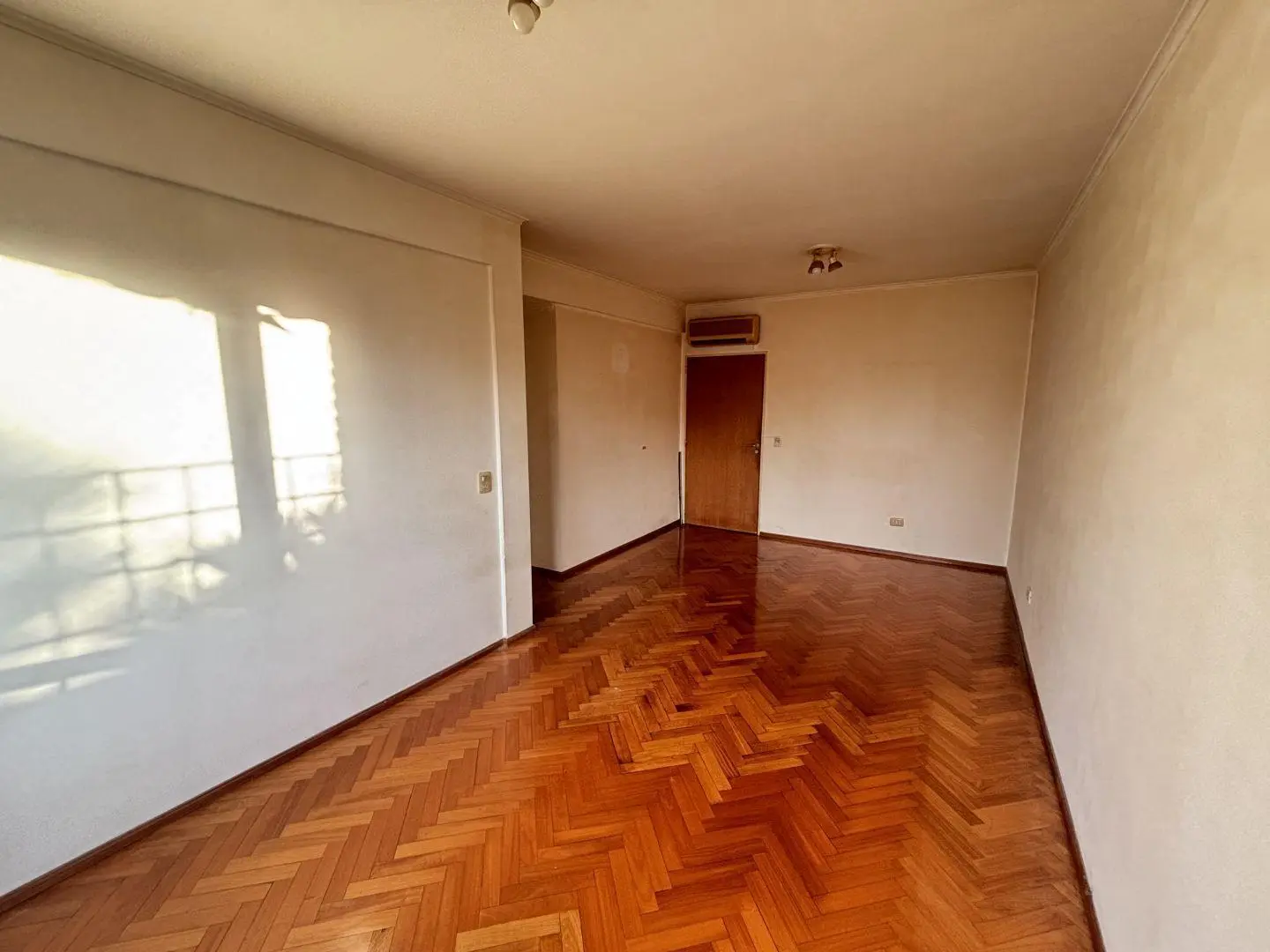 SUPER LUMINOSO, FULL AMENITIES, SEGURIDAD 24 HS. 4