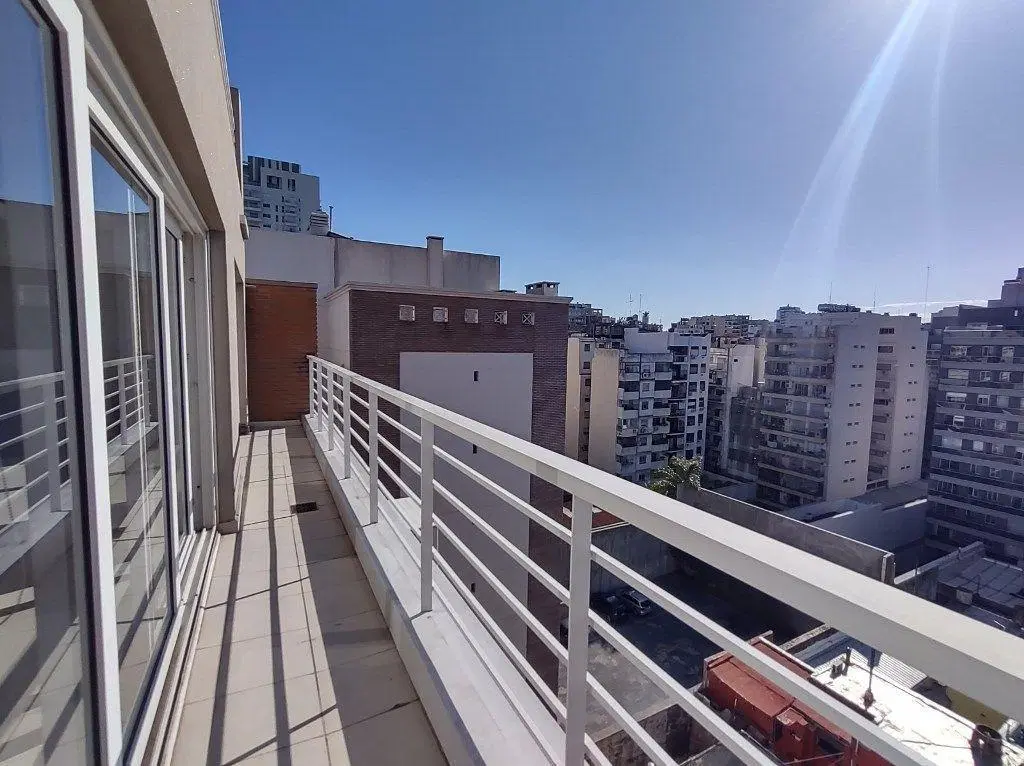 ¡¡¡SUPER LUMINOSO, EN INMEJORABLE UBICACIÓN, SIN EXPENSAS!!! 3